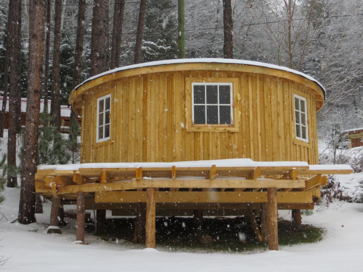 La Maison Sous Les Arbres Saint Roch de Mekinac Екстериор снимка